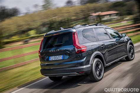 Dacia Jogger Interni Dimensioni Consumi E Anteprima Prova Su Strada