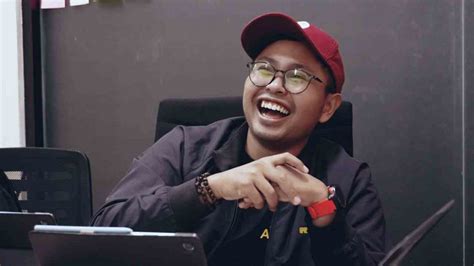 Mengenal Along Asary Pengusaha asal Pangkalan Bun