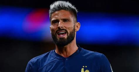 L Attaccante Del Milan Olivier Giroud Annuncia Quando Lascer La