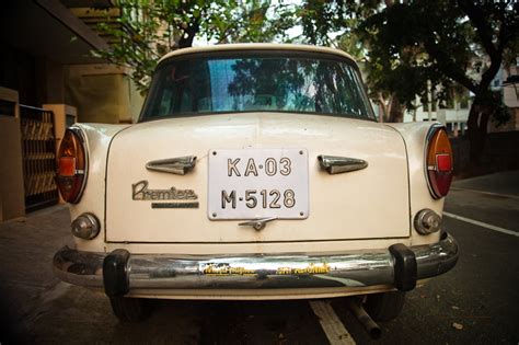 The southbound end of a northbound Fiat.