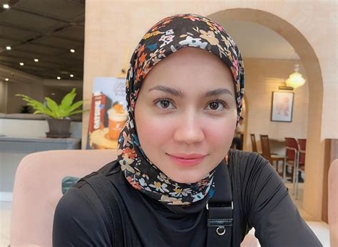 Bukan Mudah Istiqamah Hati Aprena Manrose Pernah Berbolak Balik