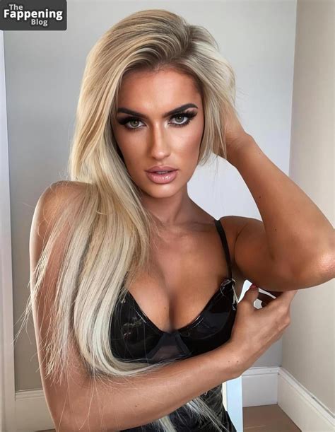Blake Monroe Nude Photos Videos 2026 TheFappening
