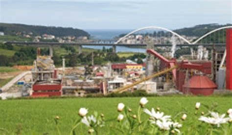 La planta de Ence en Navia alcanza un máximo histórico de producción de