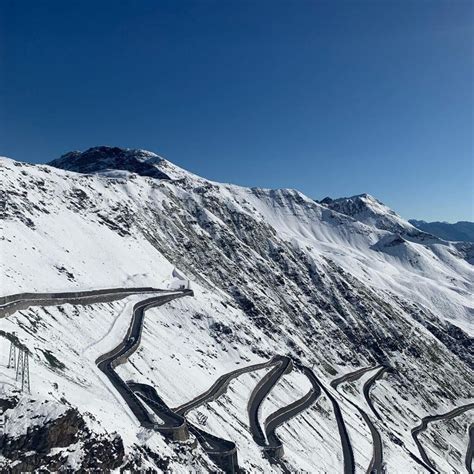 Giro DItalia Autunnale Si Teme Freddo E Neve Per Stelvio E Colle Dell