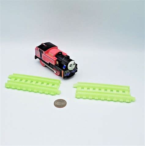 Motorized Trackmaster Thomas Friends Train Tank Hyper Glow Ashima