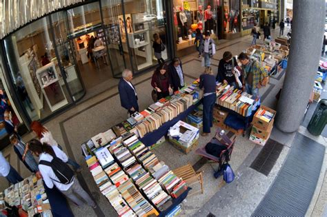 Portici di Carta A Torino la libreria più lunga del mondo la