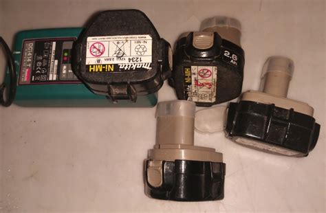 Makita Ni Mh 1234 12v 26ah Cztery Akumulatory 13832810614