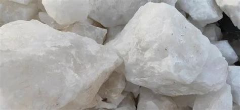 White Lumps Grade A Snow Quartz Lump Packaging Type Loose At Rs