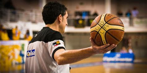 Fuerte Naranja Meyella Funciones Del Arbitro De Baloncesto Amistad