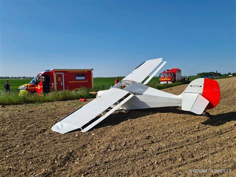 Atterrissage en urgence d un aéronef en plein champ dans l Oise