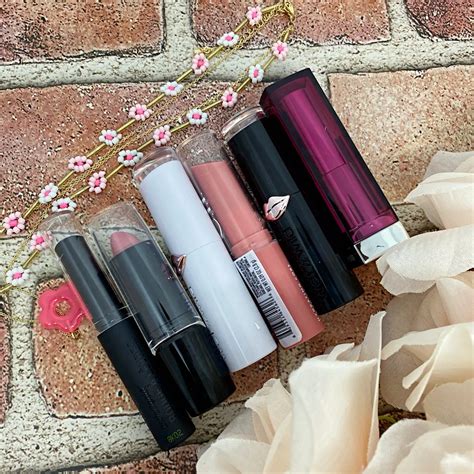 Best Light Pink Lipstick For Fair Skin Shades: 6 Shades