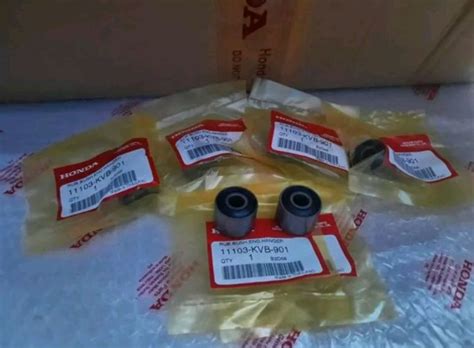 Genuine Engine Bushing Honda Click I Honda Beat Fi Sold Per Pc