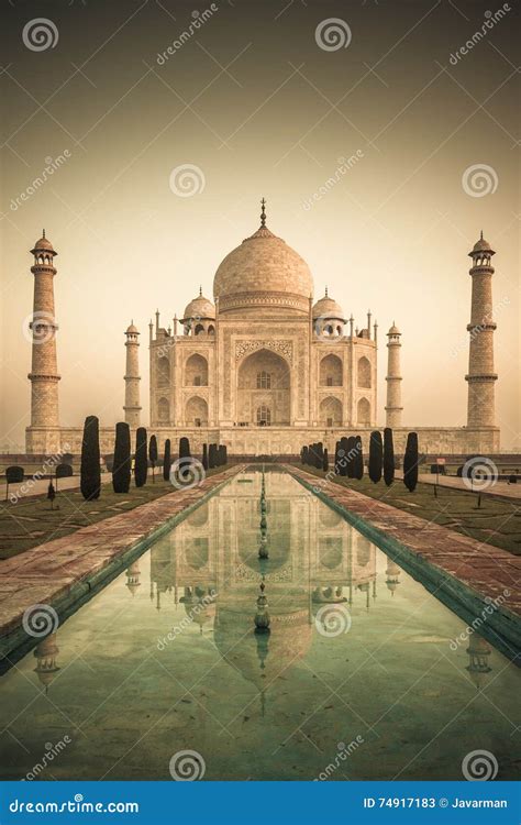 Imagen Del Vintage De Taj Mahal En La Salida Del Sol Agra La India