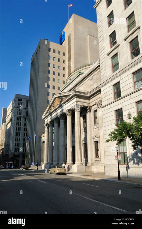 Vieux montréal banque hi res stock photography and images Alamy