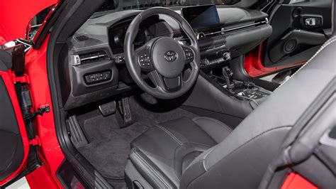 2020 Toyota Supra Design Analysis: Interior, Exterior, Details - Car in ...