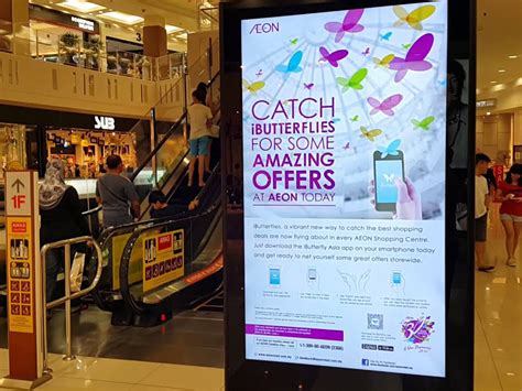 striking mall digital signage ideas  foiworks advertising medium
