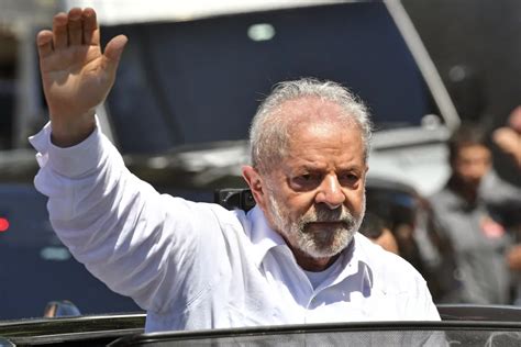 Lula faz reuniões para começar a montar base de apoio no Congresso