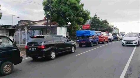 Volume Kendaraan Di Garut Meningkat Polisi 17 Kali Berlakukan One Way