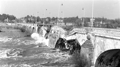 Il y a quarante ans le pont Wilson à Tours seffondrait 1 6