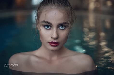 Women Blonde Face Water Swimming Pool Red Lipstick Bare Shoulders