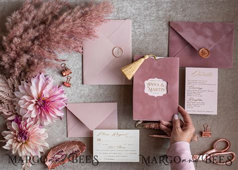 Glamour Pink Velvet Wedding Invitations Luxury Golden Tassel Wedding Invitation Suite Romantic