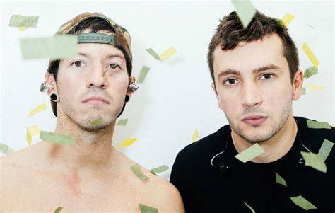 Twenty One Pilots Release Holiday Single Christmas Saves The Year