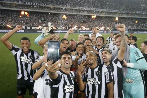 Do que o Botafogo precisa para ser campeão brasileiro Veja cálculos