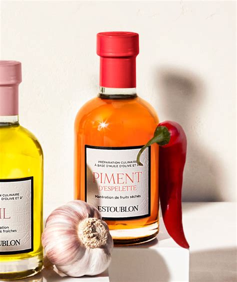 Huile d olive Piment d Espelette 200ml Château d estoublon Galeries