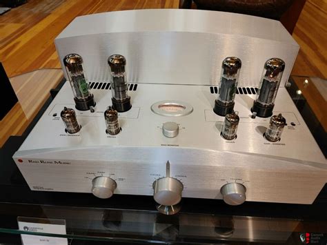 Red Rose Music Model Integrated Tube Amplifier Mark Levinson Photo