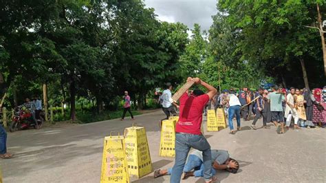 চবিতে কোটা আন্দোলনে ছাত্রলীগের হামলা উত্তাল ক্যাম্পাস কালবেলা