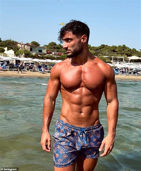 Love Island Star David Sanclimenti Shows Off His Very Sun Kissed Ripped