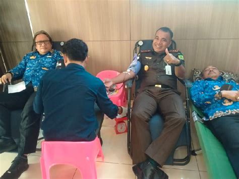 Hari Bhakti Adhyaksa Ke 63 Tahun Kejari Menggala Gelar Kegiatan Donor