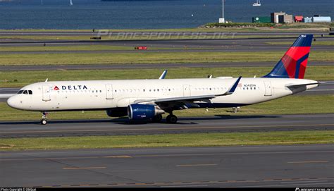 N342DN Delta Air Lines Airbus A321 211 WL Photo By OMGcat ID 1518122