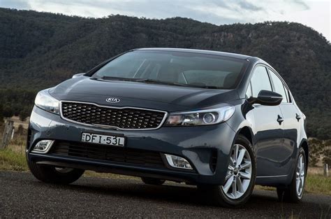 Kia Cerato Sedan Reviews Technical Data Prices