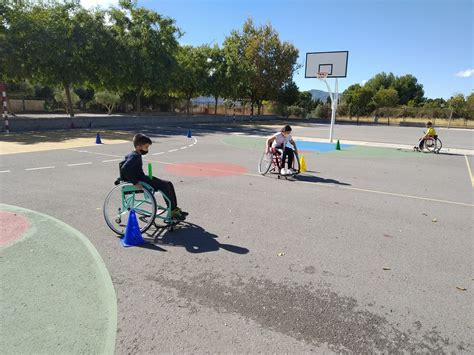 Área de Educación Física C P Pintor Sorolla Elda MANEJO DE LA SILLA