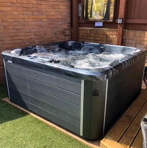 Hot Tub Maldives Person Seater Usa Balboa Black Or White Spa Bluetooth Ebay Uk