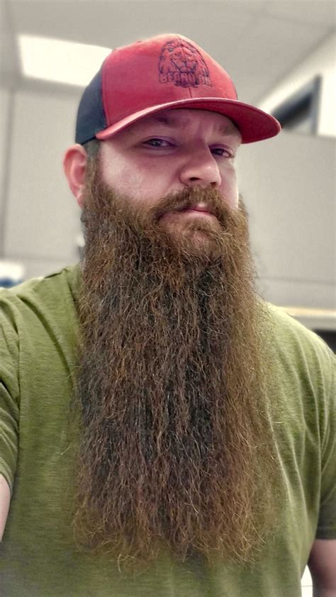 Pin By Mike Baer On Beard Men Big Beards Bearded Men Beard