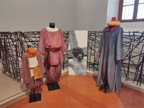 La Santa Crus E La Sua Originaria Forza Creativa In Mostra Al Museo