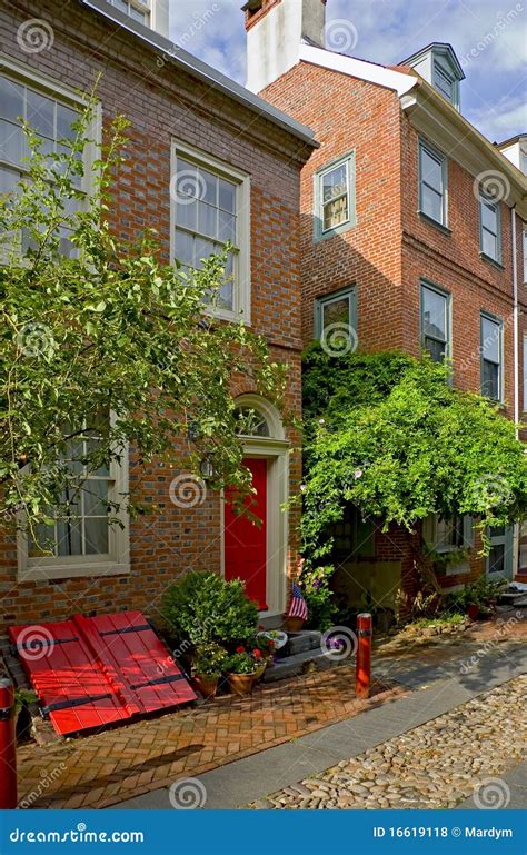 Philadelphia: Elfreth S Alley Stock Photo - Image of paved, home: 16619118