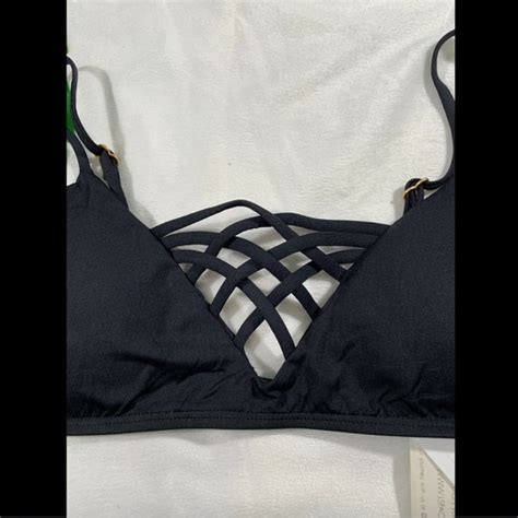 L Space Swim Nwt L Space Jaime Crisscross Bikini Top In Black