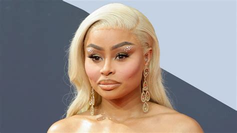 Blac Chyna De Nerecunoscut Dupa Ce A Renuntat La Implanturi Si S A