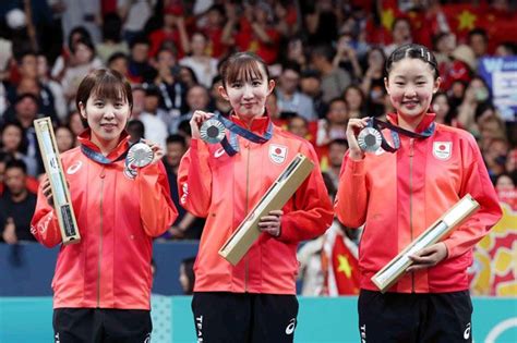 パリ五輪・卓球女子団体で銀メ：パリオリンピック 日本人メダリスト 写真特集：時事ドットコム