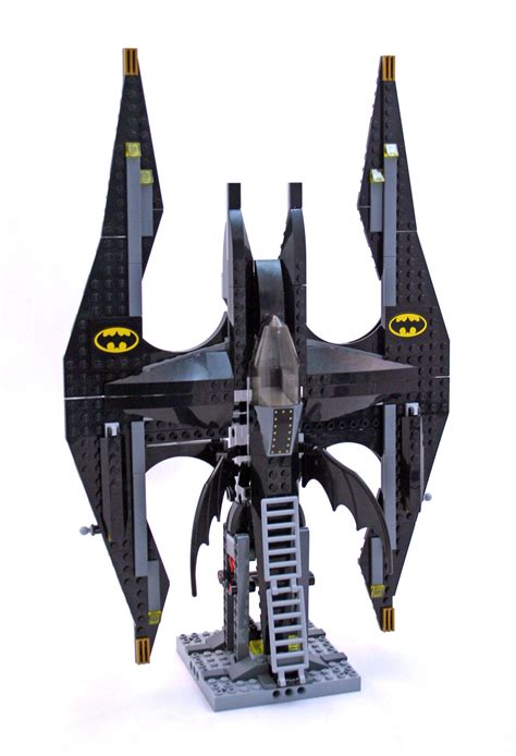 The Batwing: The Joker's Aerial Assault - LEGO set #7782-1 (Building Sets > Batman)