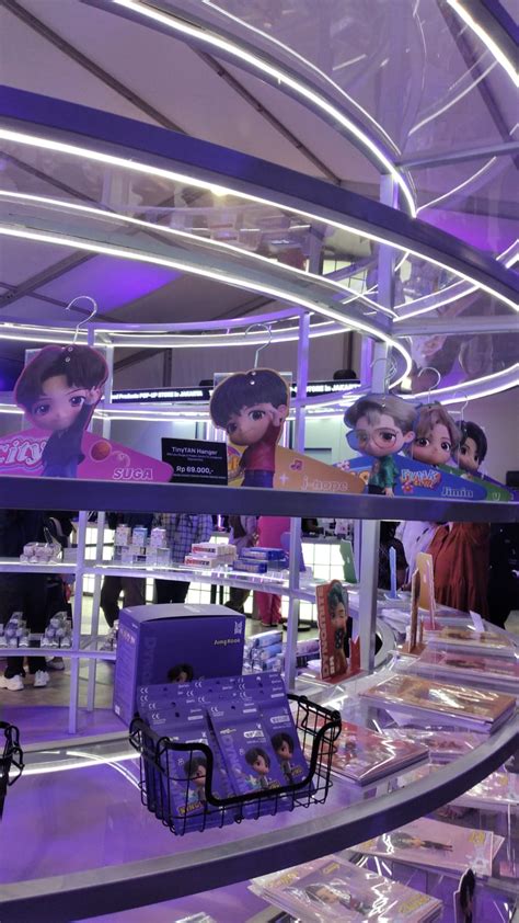 Sederet Potret Pop Up Store Bts Tinytan Yang Lagi Hadir Di Bsd