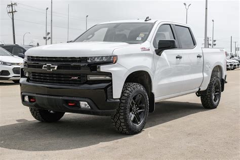 New 2019 Chevrolet Silverado 1500 LT Trail Boss 4WD Crew Cab Pickup