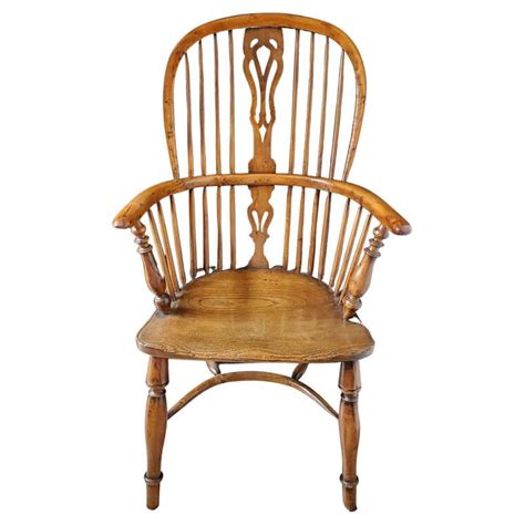 A Yew Wood And Elm Windsor Chair With Cabriole Legs For Sale At 1stdibs