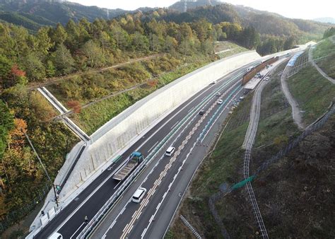 東海北陸自動車道 池之島工事｜土木｜道路・トンネルなど 実績 矢作建設工業株式会社