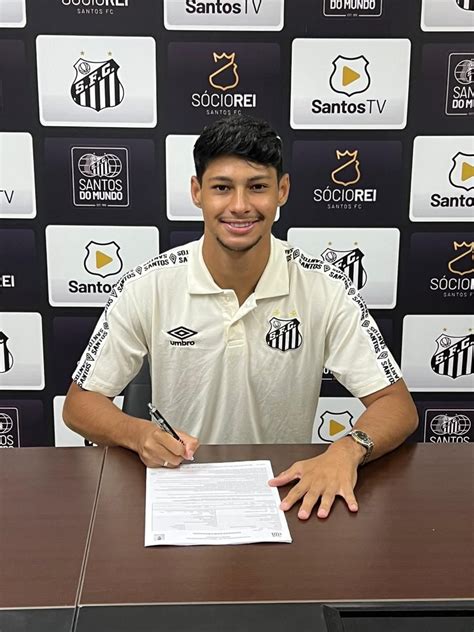 Santos Contrata Lateral Direito Do Palmeiras Para O Sub 20 Santos Ge