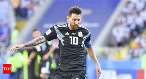 Lionel Messi Argentina Vs Iceland Messi Misses Penalty As Iceland