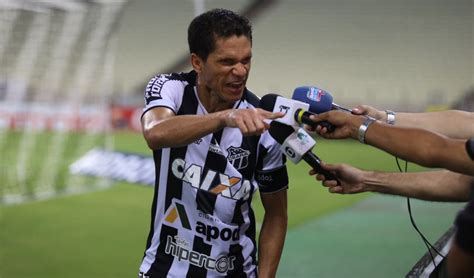 Fome de gols insaciável Magno Alves chega à marca de 100 gols a